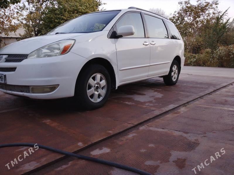 Toyota Sienna 2004 - 230 000 TMT - Байрамали - img 3