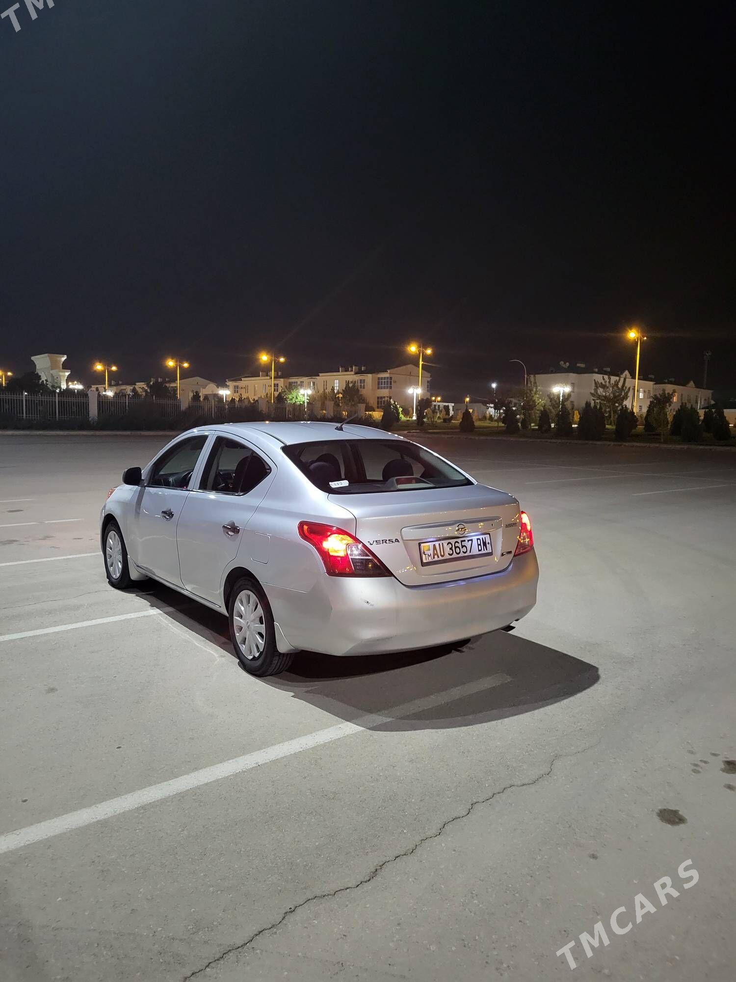 Nissan Versa 2012 - 115 000 TMT - Balkanabat - img 4