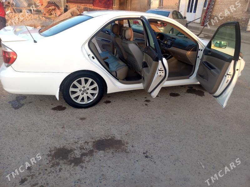 Toyota Camry 2005 - 190 000 TMT - Халач - img 3