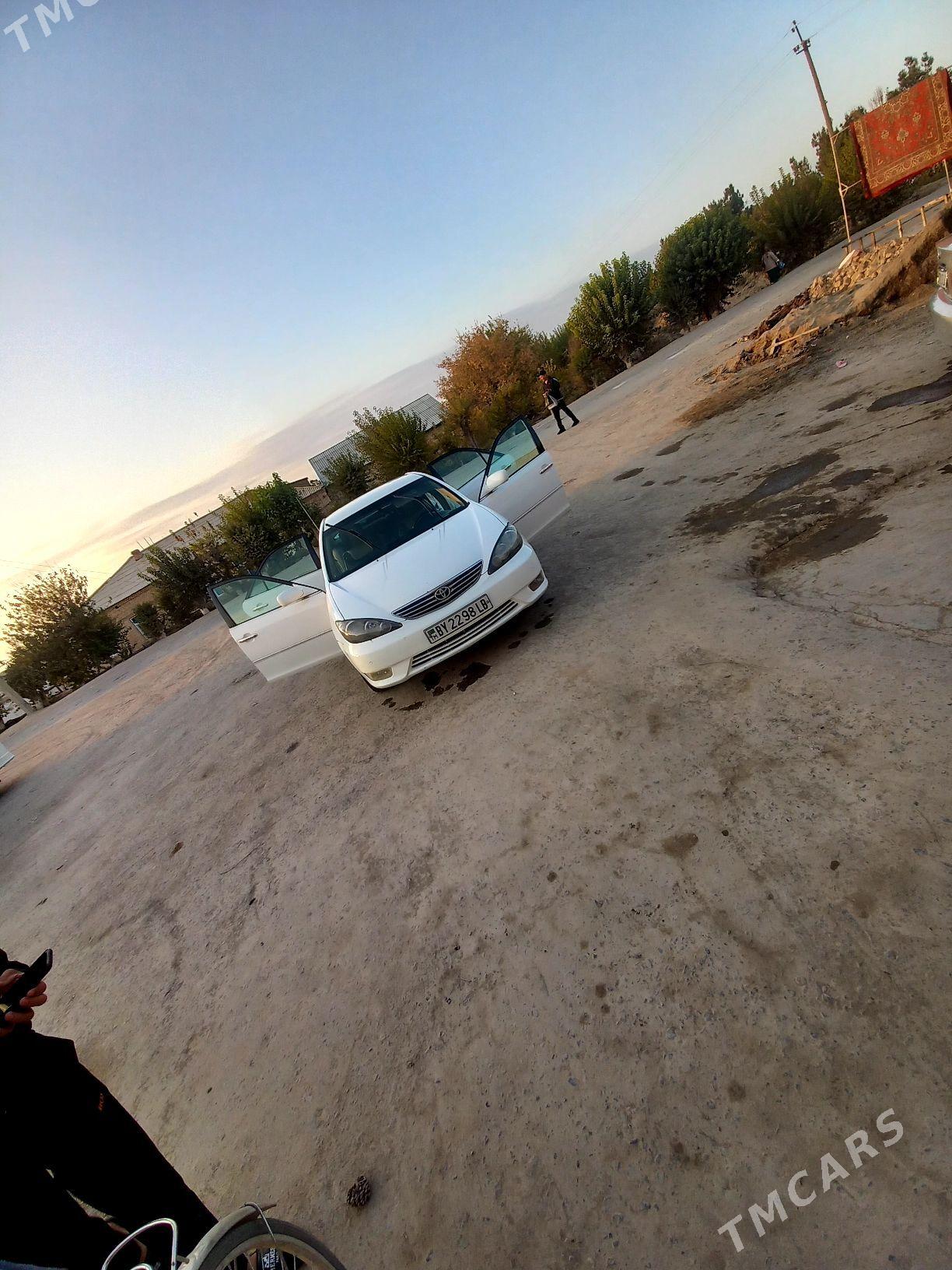 Toyota Camry 2005 - 190 000 TMT - Халач - img 4