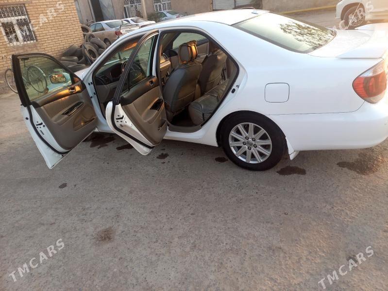 Toyota Camry 2005 - 190 000 TMT - Халач - img 2