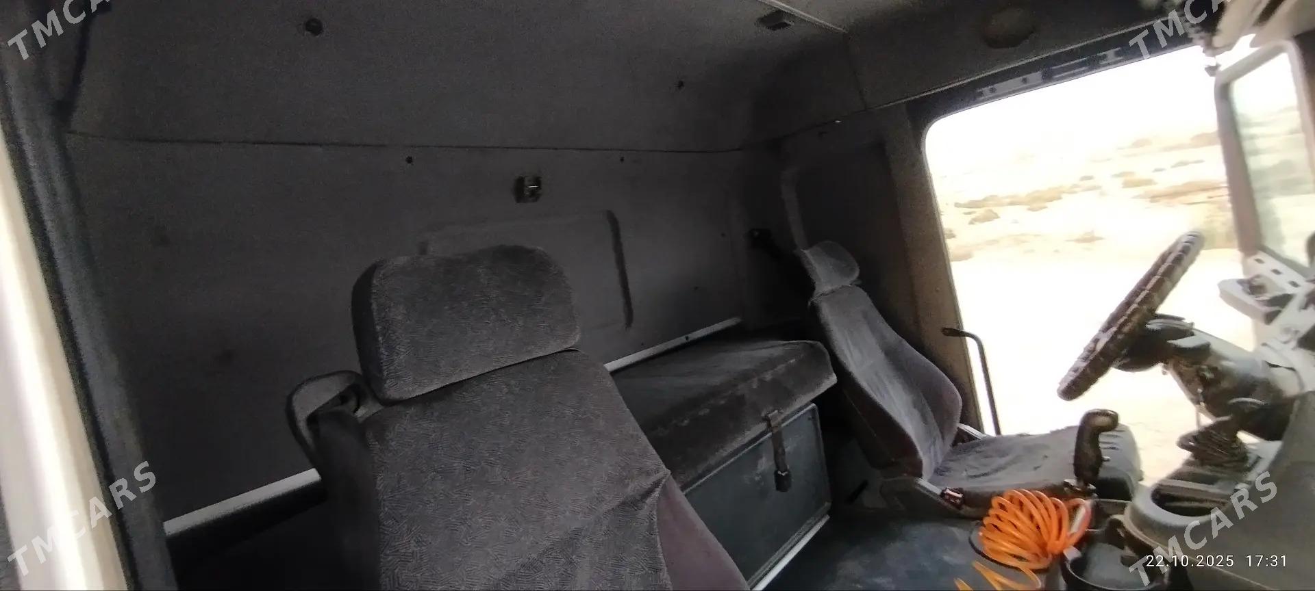DAF 480 2004 - 220 000 TMT - Mary - img 7