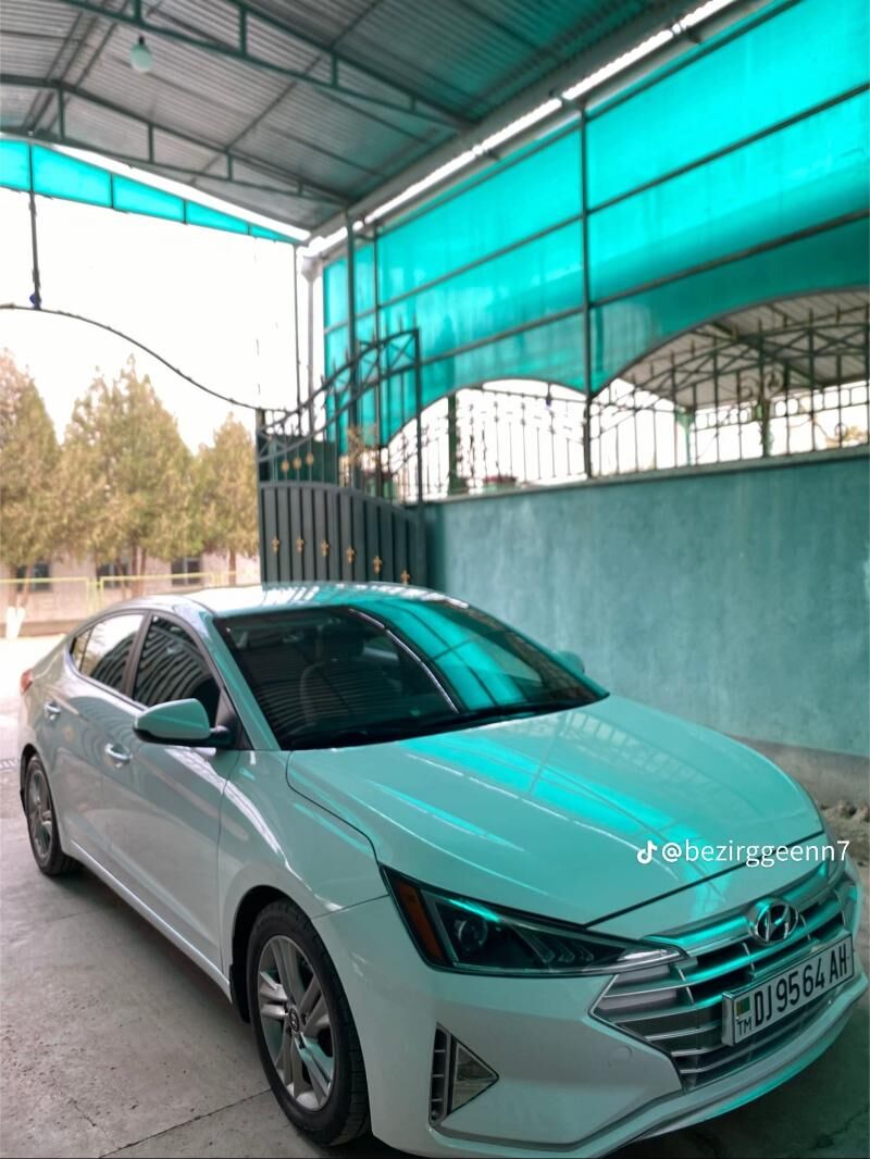 Hyundai Elantra 2020 - 225 000 TMT - Aşgabat - img 9