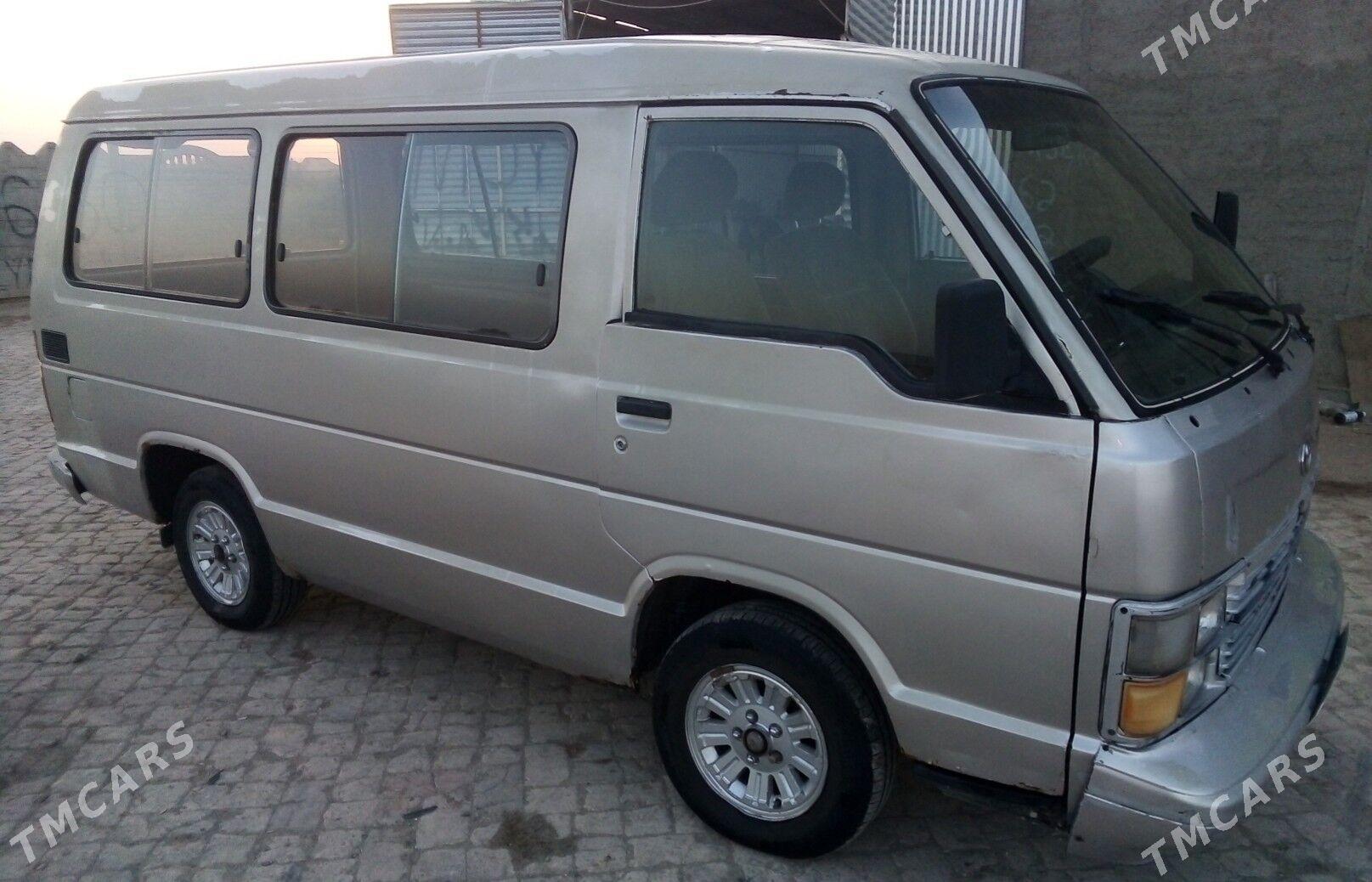 Toyota Hiace 1990 - 40 000 TMT - Байрамали - img 3