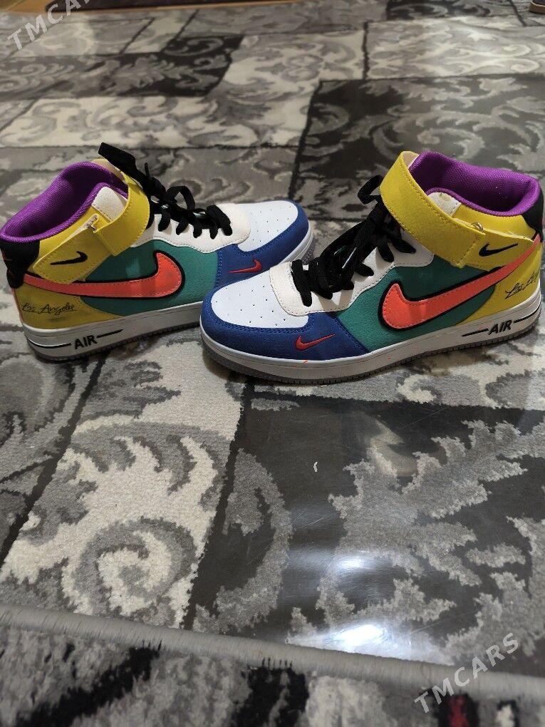 Красовки Оригинал. - Мир 7 - img 2