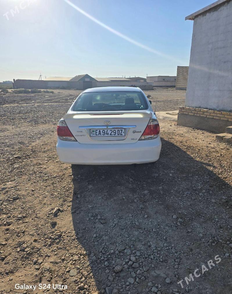 Toyota Camry 2004 - 165 000 TMT - Köneürgenç - img 8