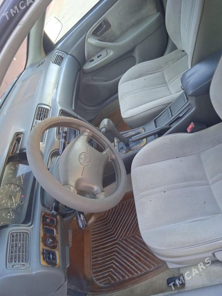 Toyota Camry 1997 - 130 000 TMT - Дянев - img 6