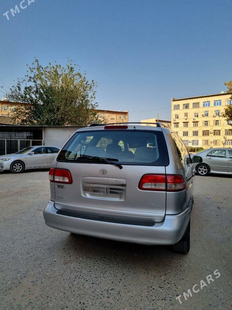 Toyota Sienna 2002 - 170 000 TMT - Мары - img 5