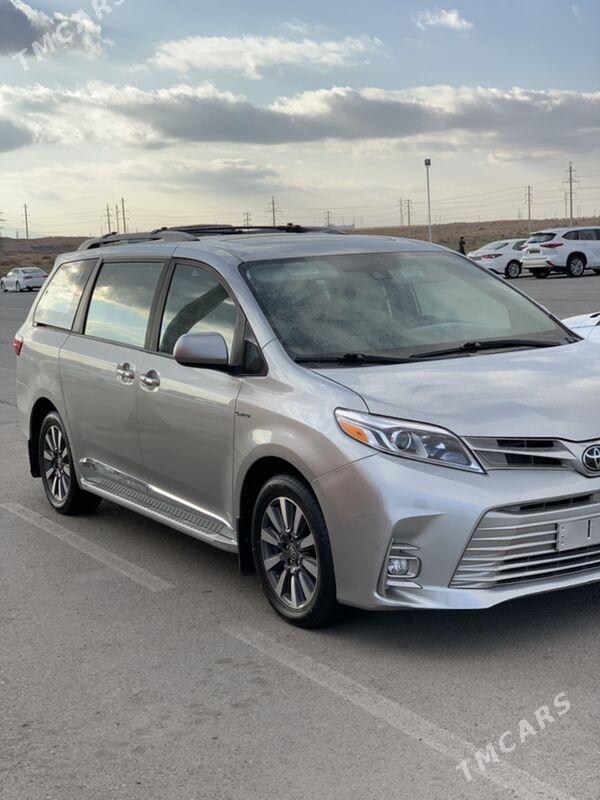 Toyota Sienna 2020 - 465 000 TMT - Ашхабад - img 3