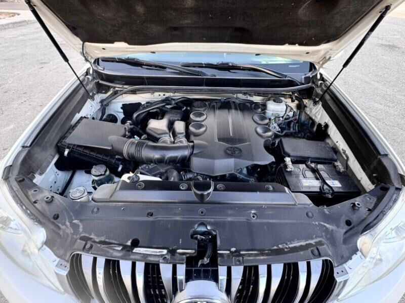 Toyota Land Cruiser Prado 2011 - 700 000 TMT - Туркменабат - img 8