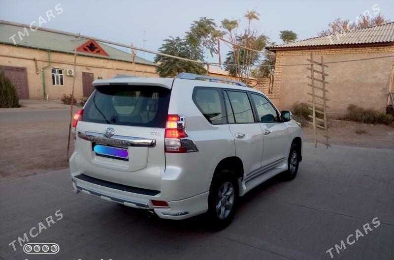 Toyota Land Cruiser Prado 2015 - 620 000 TMT - Daşoguz - img 4