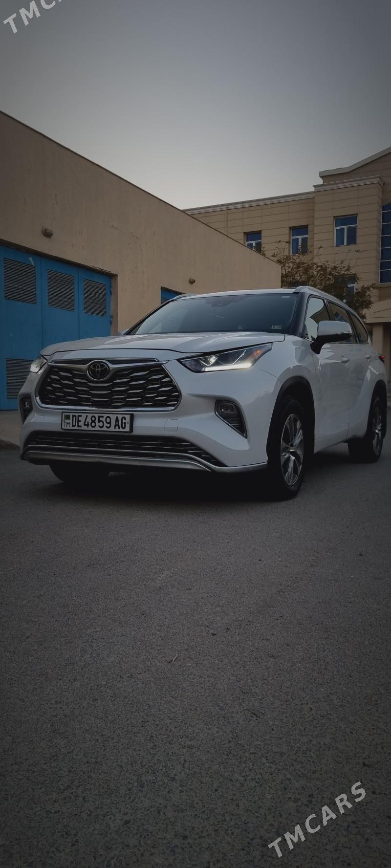 Toyota Highlander 2022 - 590 000 TMT - Ашхабад - img 5