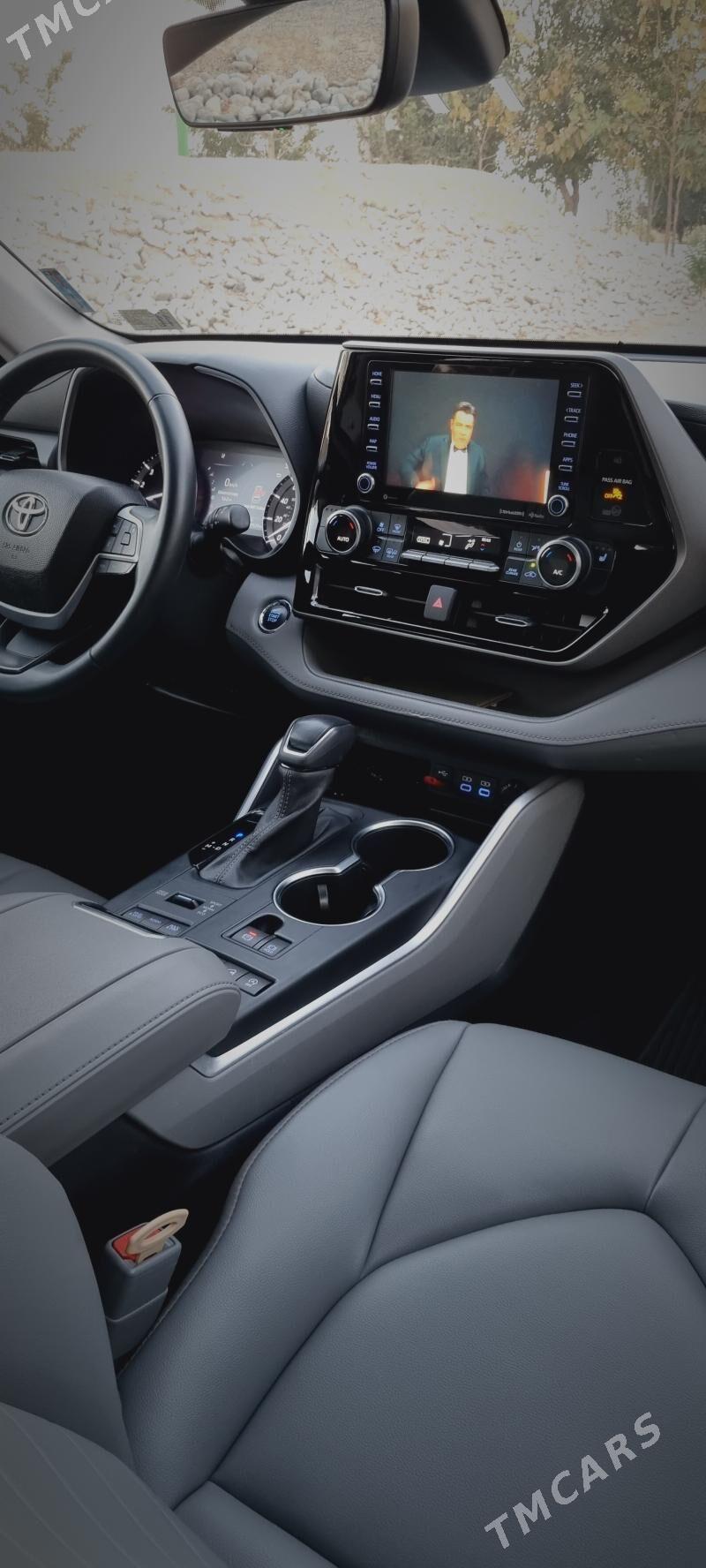 Toyota Highlander 2022 - 590 000 TMT - Ашхабад - img 10