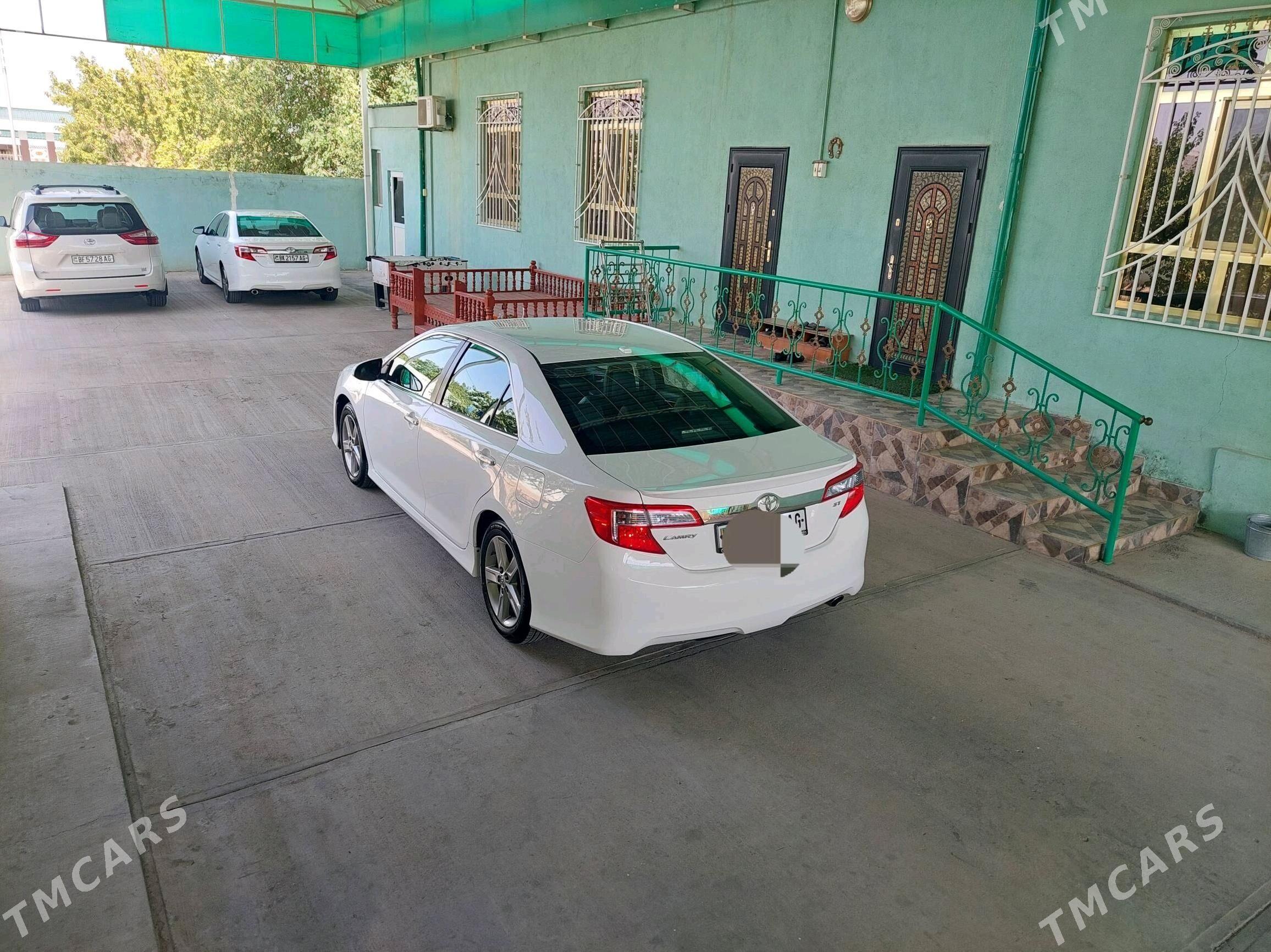 Toyota Camry 2014 - 245 000 TMT - Ашхабад - img 7