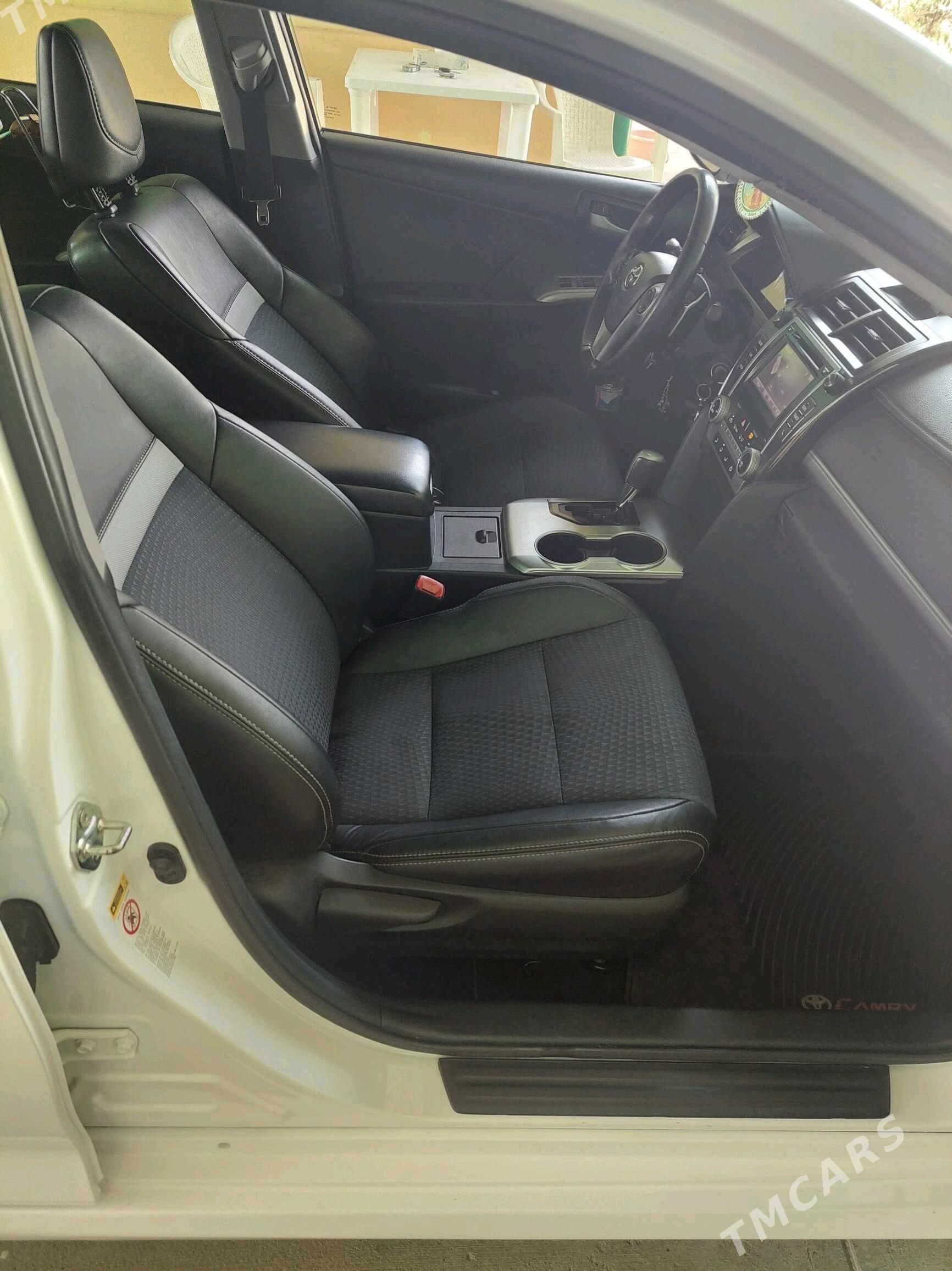 Toyota Camry 2014 - 245 000 TMT - Ашхабад - img 2