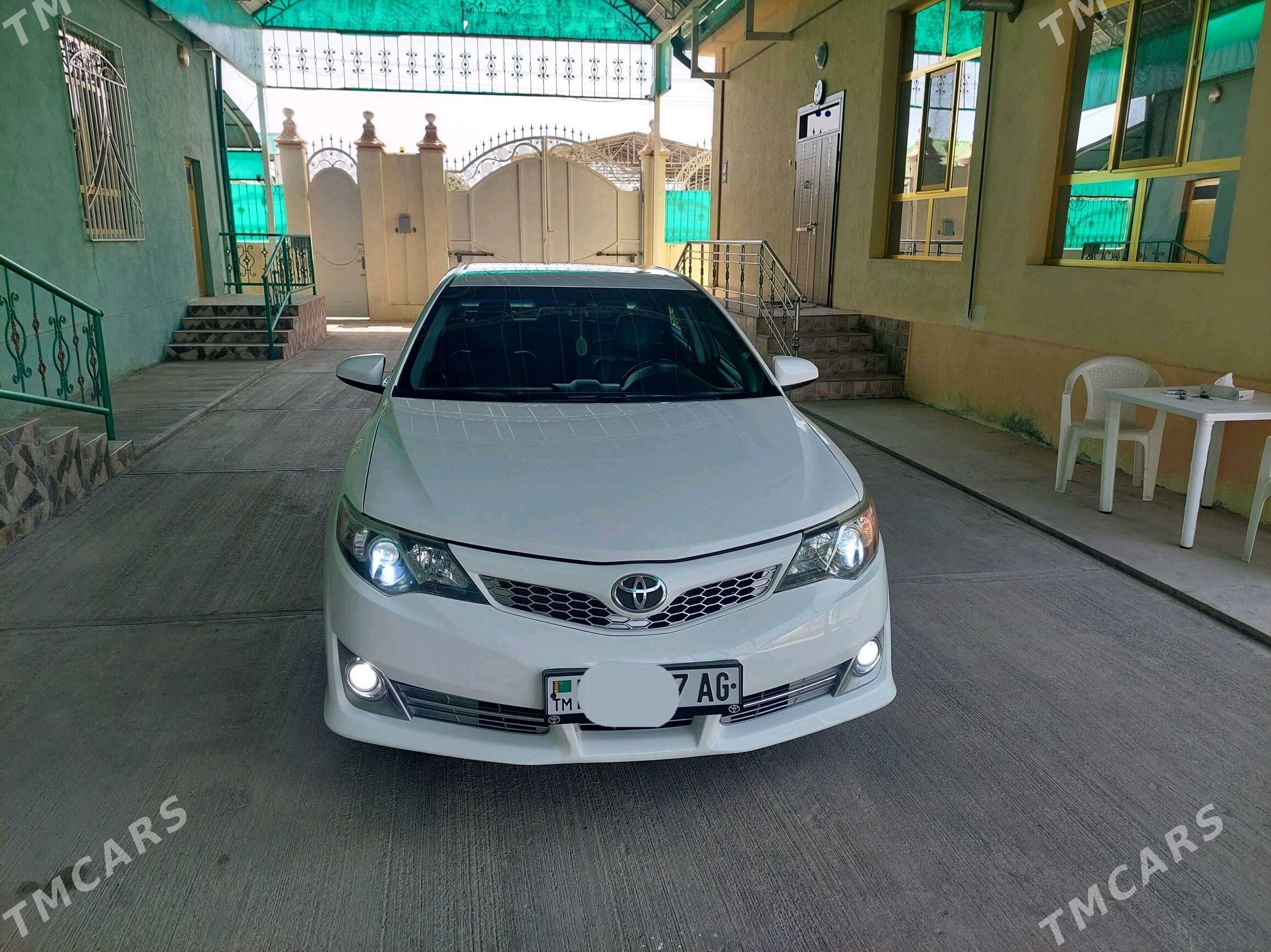 Toyota Camry 2014 - 245 000 TMT - Ашхабад - img 3