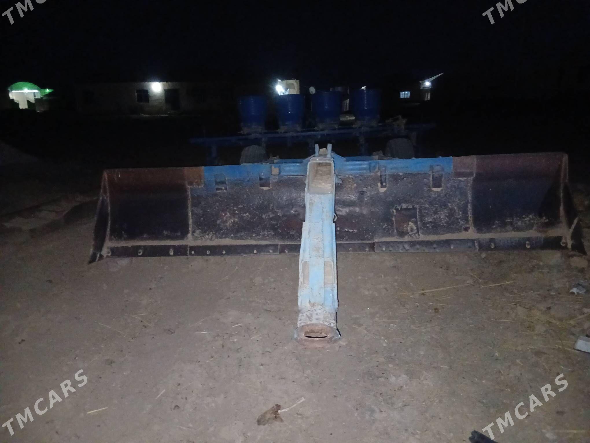 Belarus 80.1 2007 - 240 000 TMT - Кака - img 5