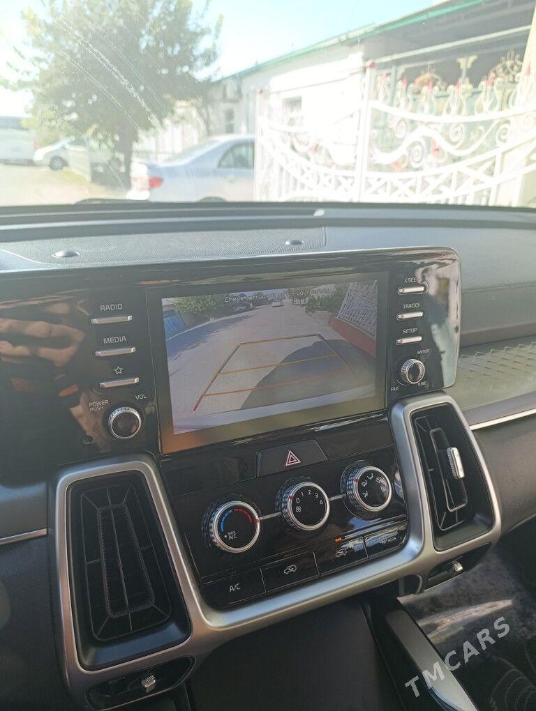 Kia Sorento 2021 - 335 000 TMT - Бедев - img 8