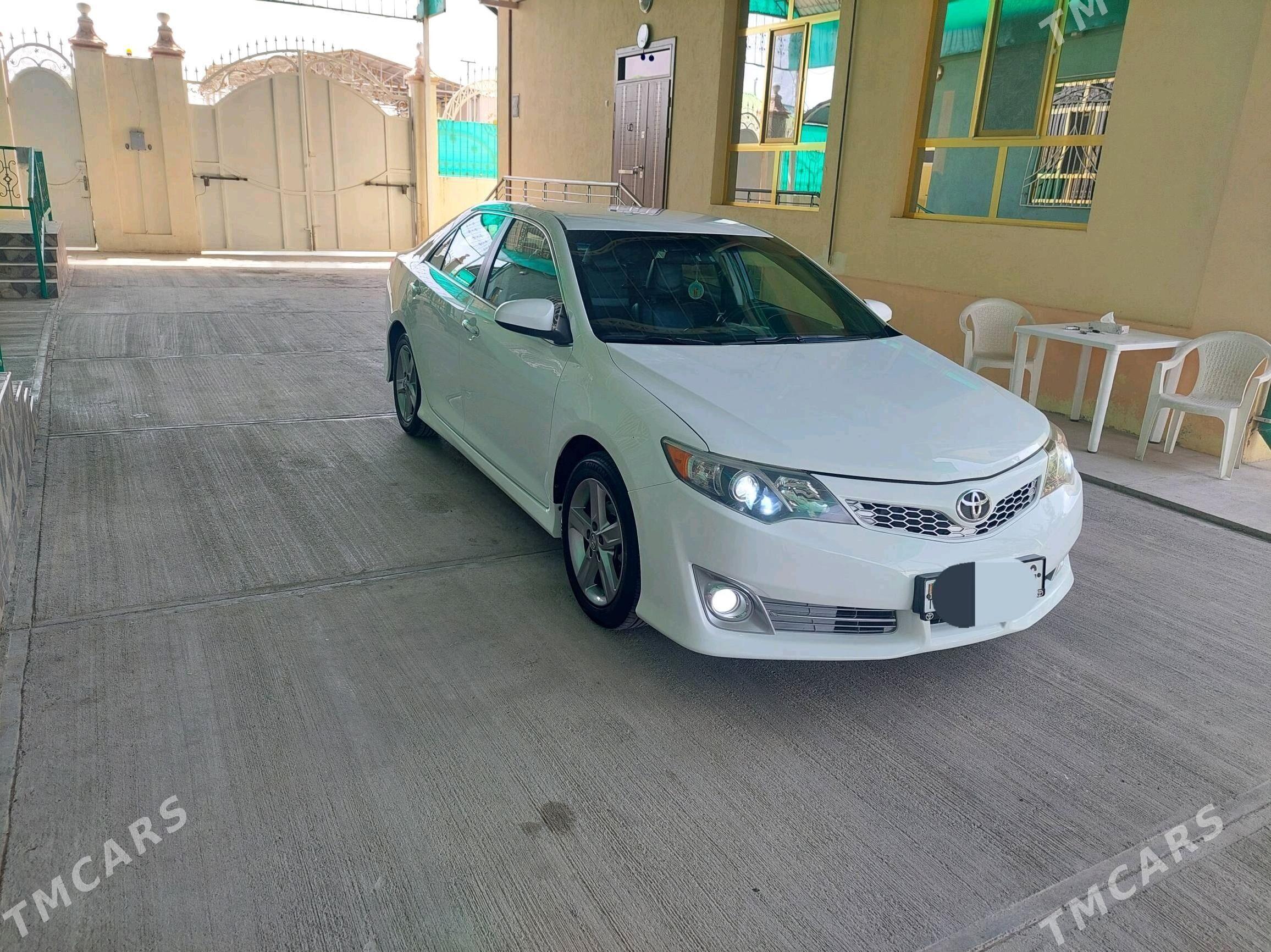 Toyota Camry 2014 - 245 000 TMT - Ашхабад - img 4