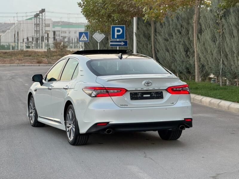Toyota Camry 2019 - 430 000 TMT - Aşgabat - img 4