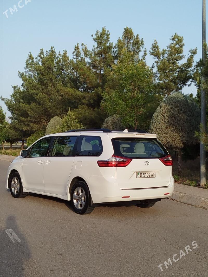 Toyota Sienna 2020 - 385 000 TMT - Ашхабад - img 3
