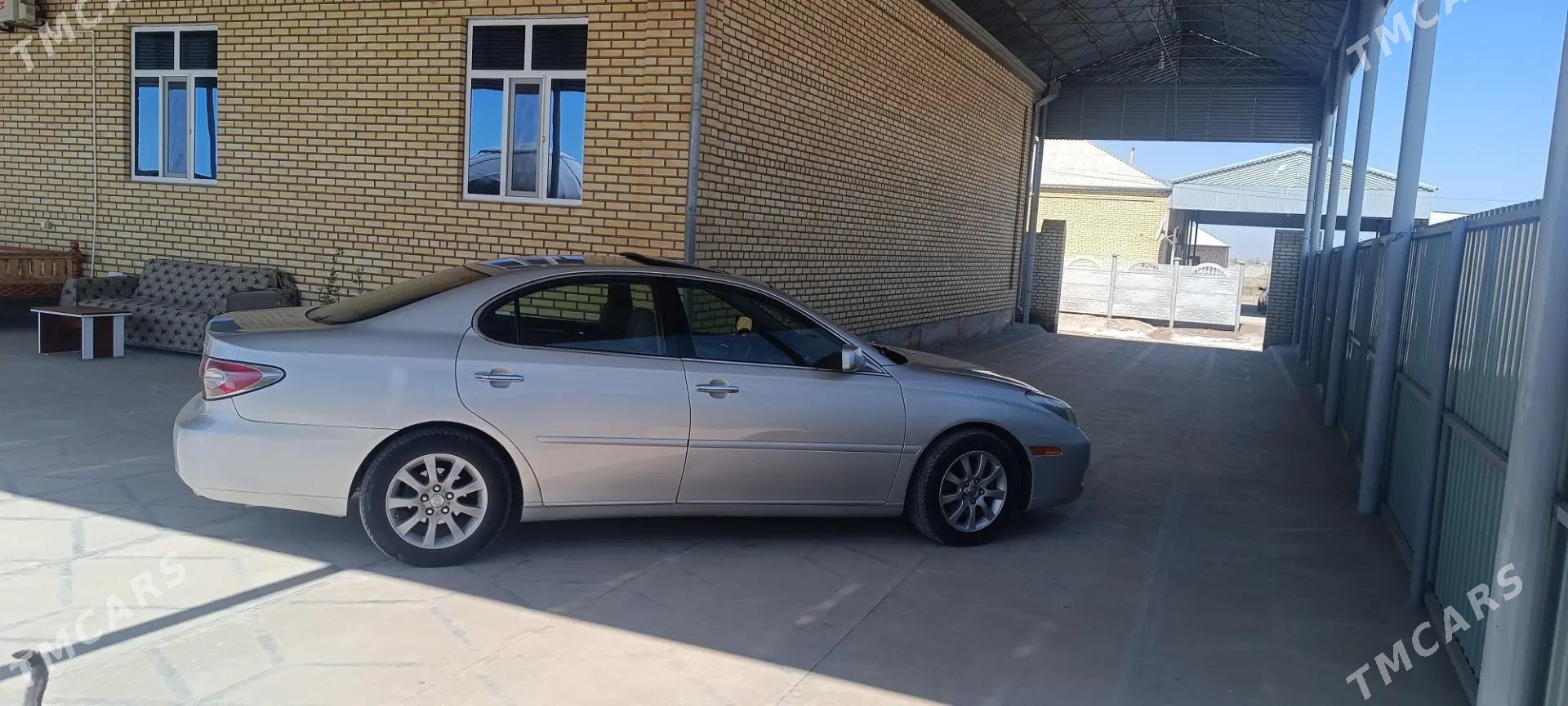 Lexus ES 300 2002 - 182 000 TMT - Мары - img 3