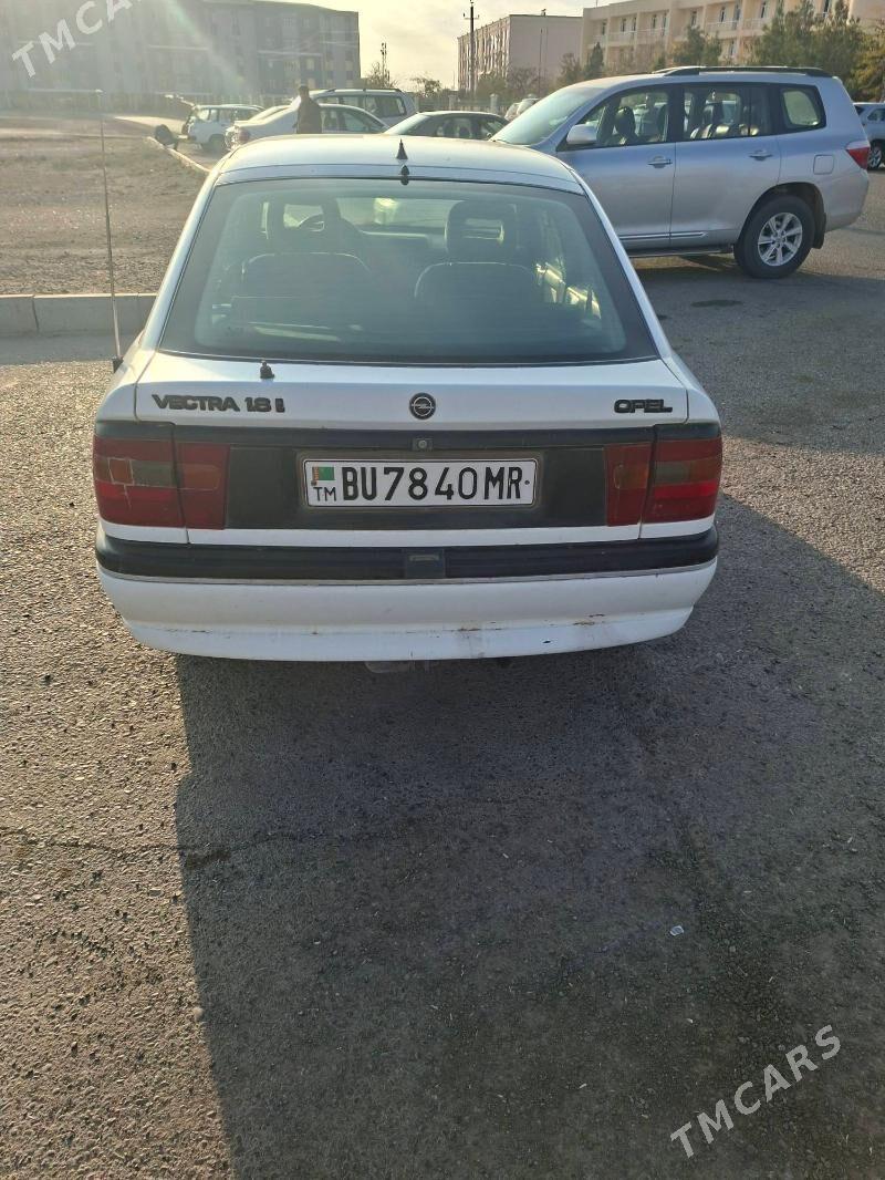 Opel Vectra 1995 - 40 000 TMT - Байрамали - img 3