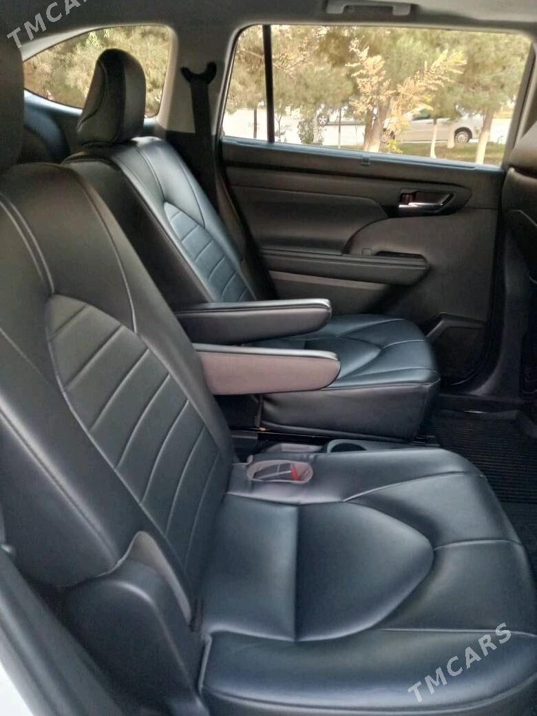 Toyota Highlander 2022 - 550 000 TMT - Türkmenabat - img 4