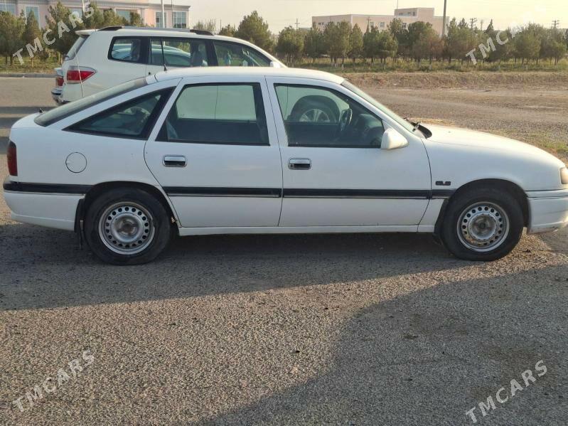 Opel Vectra 1995 - 40 000 TMT - Байрамали - img 4