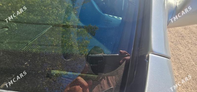 Toyota Camry 2004 - 175 000 TMT - Köneürgenç - img 5