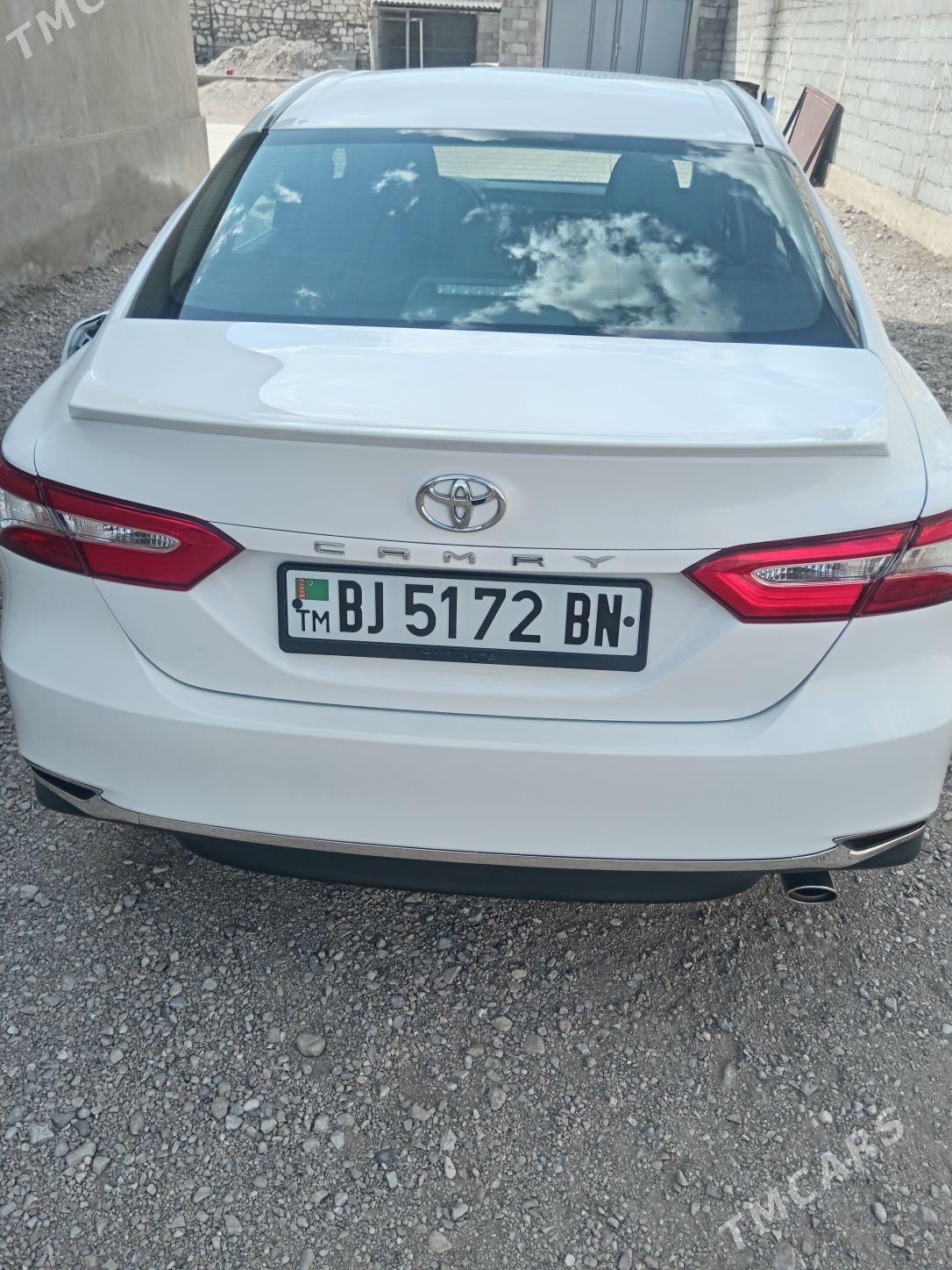 Toyota Camry 2018 - 265 000 TMT - Balkanabat - img 2