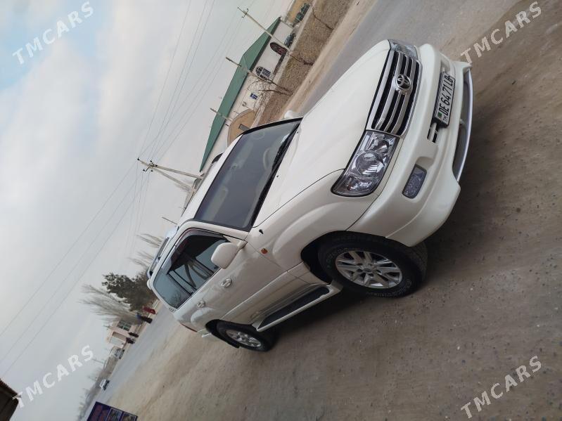 Toyota Land Cruiser 2003 - 300 000 TMT - Фарап - img 1