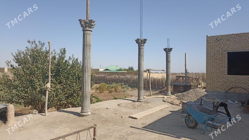 Рим колонны - Ходжамбаз - img 1