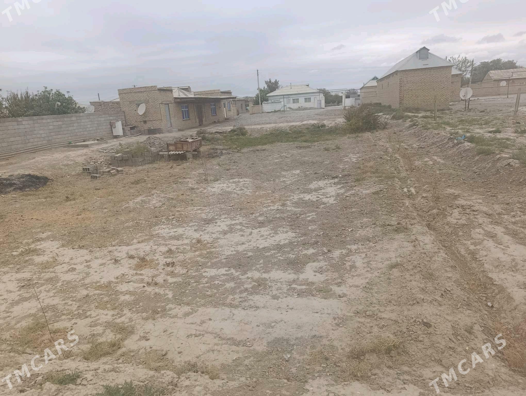 Mellek ýer - Кака - img 8