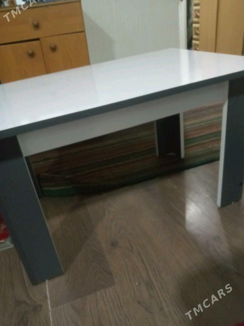 стол - Туркменбаши - img 1