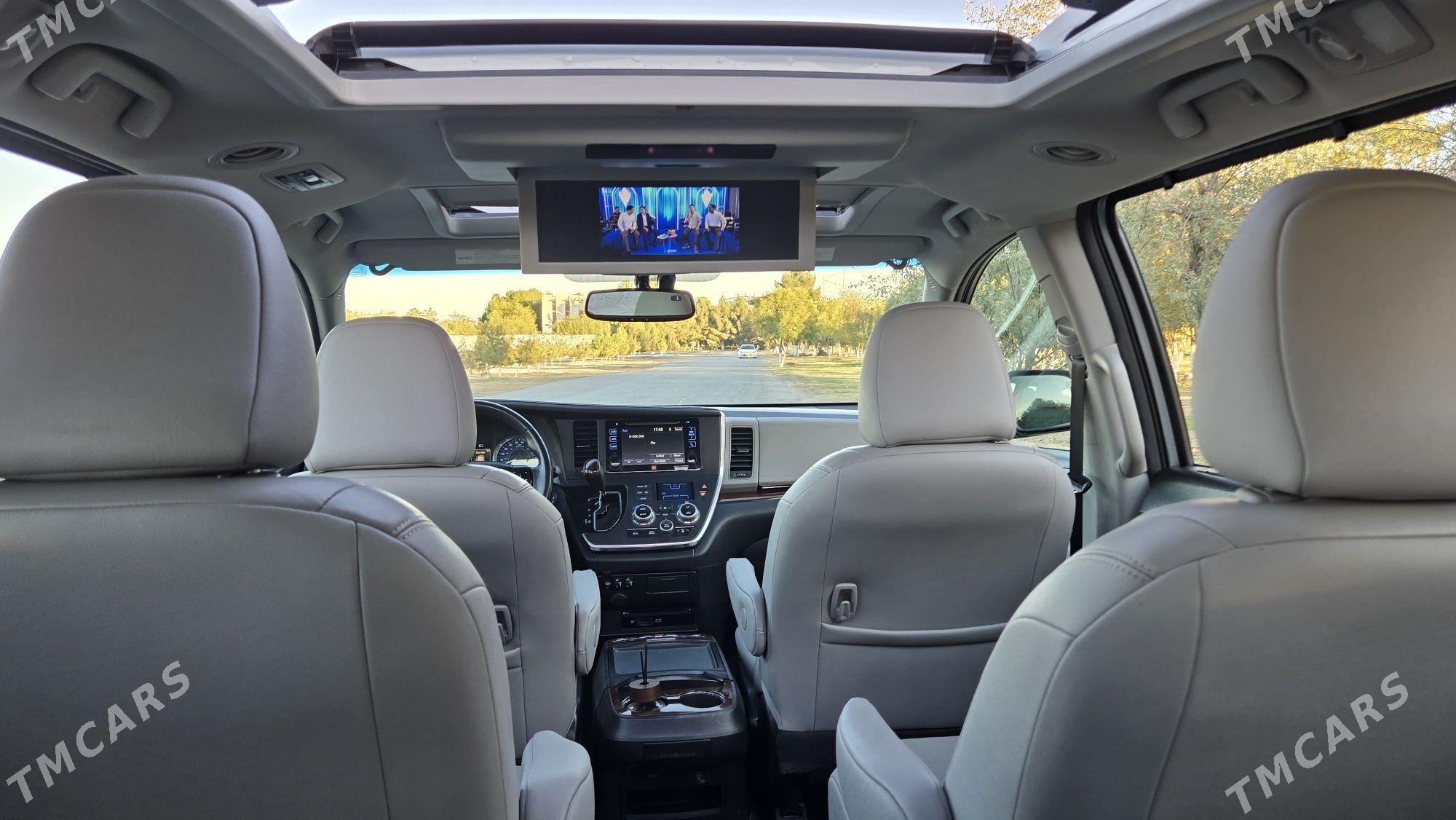 Toyota Sienna 2016 - 476 000 TMT - Aşgabat - img 9