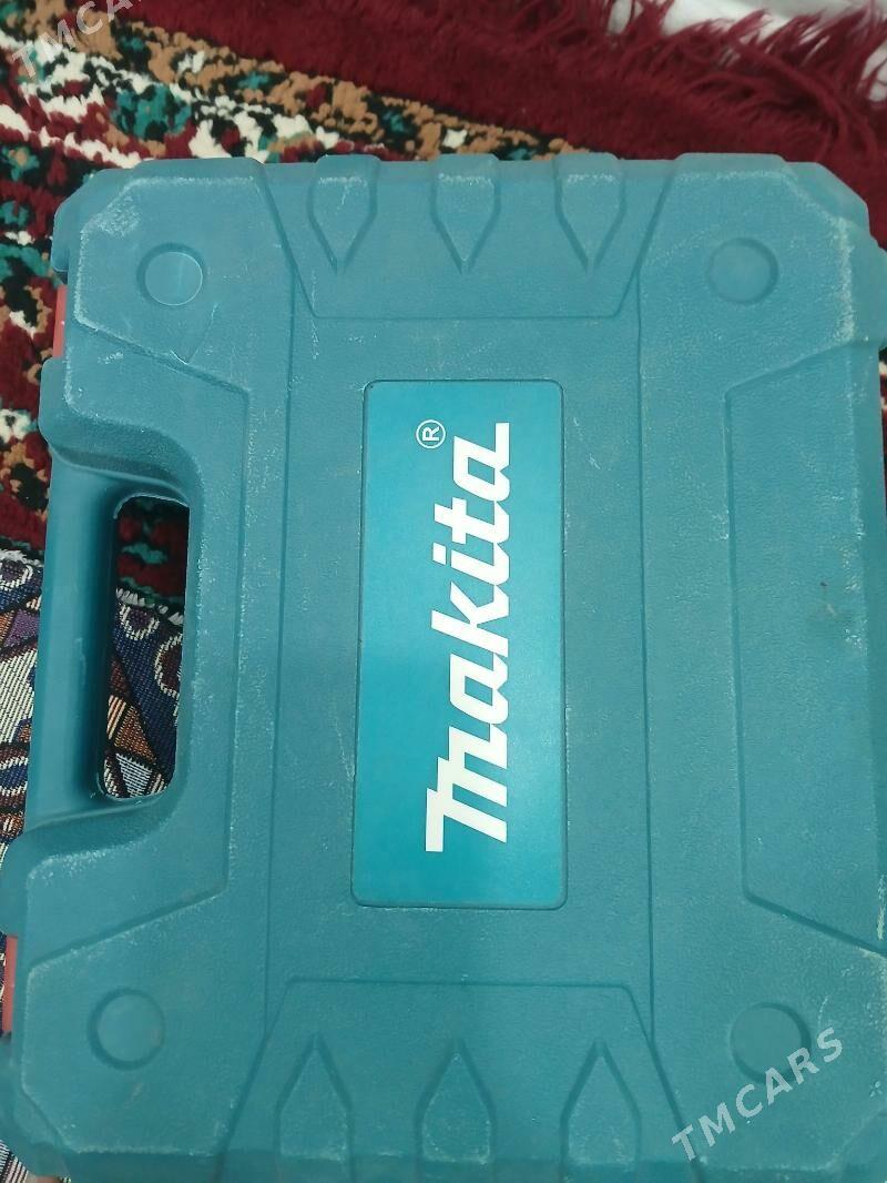 makita - Mary - img 2