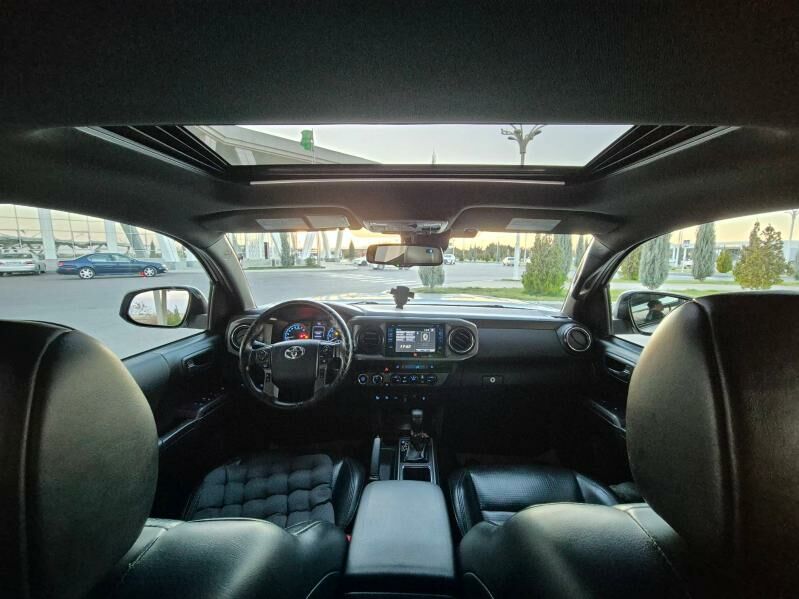 Toyota Tacoma 2019 - 500 000 TMT - Туркменабат - img 6