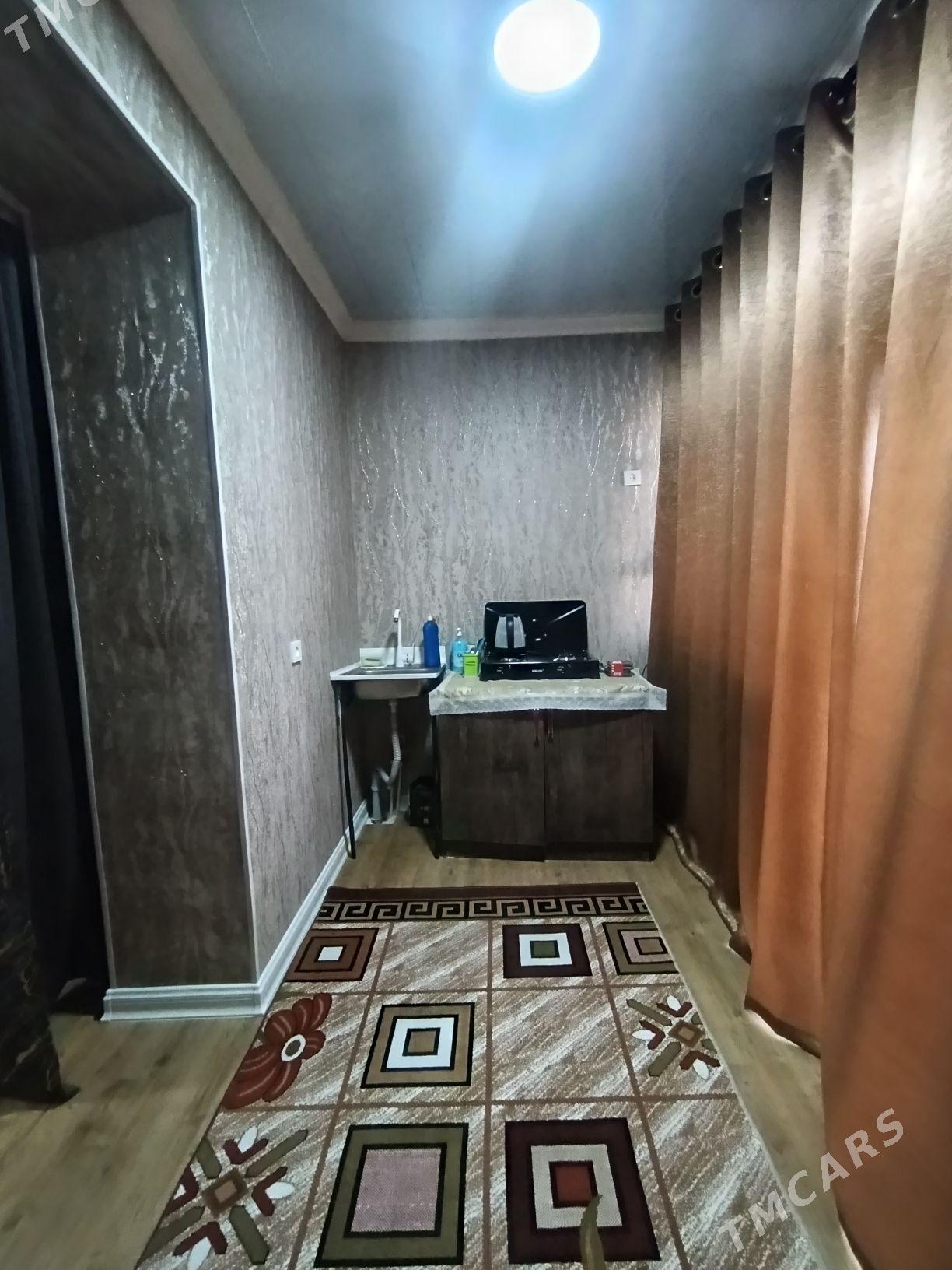 продаю квартиру - Туркменабат - img 4