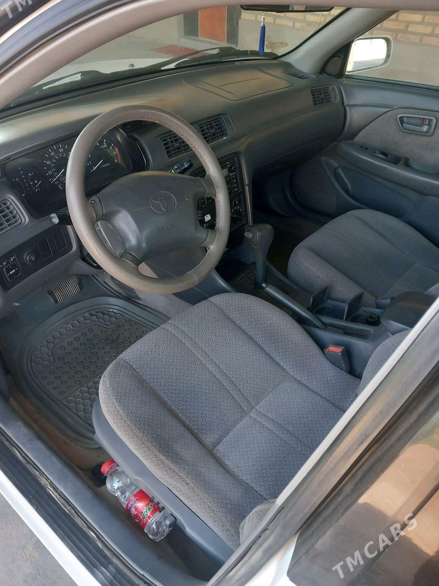 Toyota Camry 2001 - 125 000 TMT - Sarahs - img 3