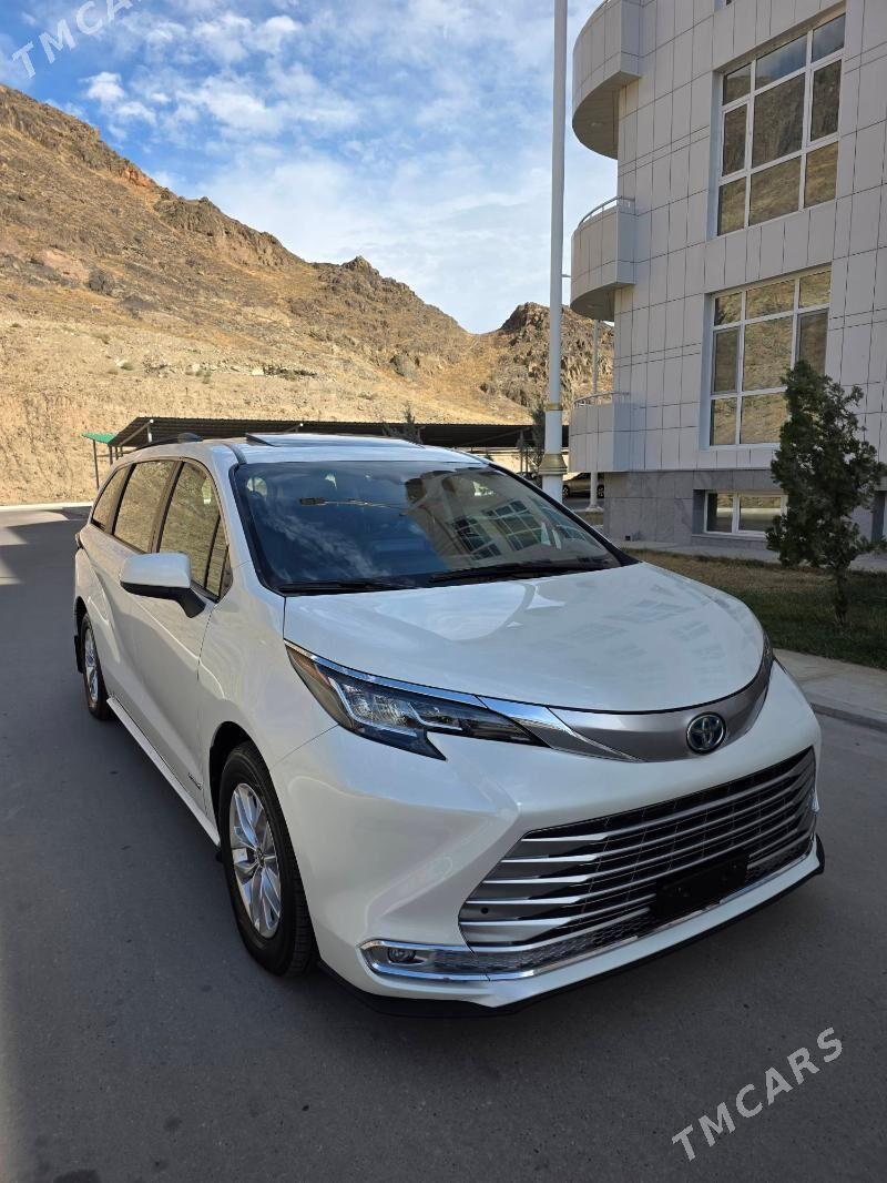 Toyota Sienna 2021 - 550 000 TMT - Türkmenbaşy - img 3