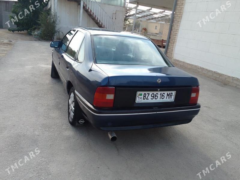 Opel Vectra 1991 - 32 000 TMT - Murgap - img 1