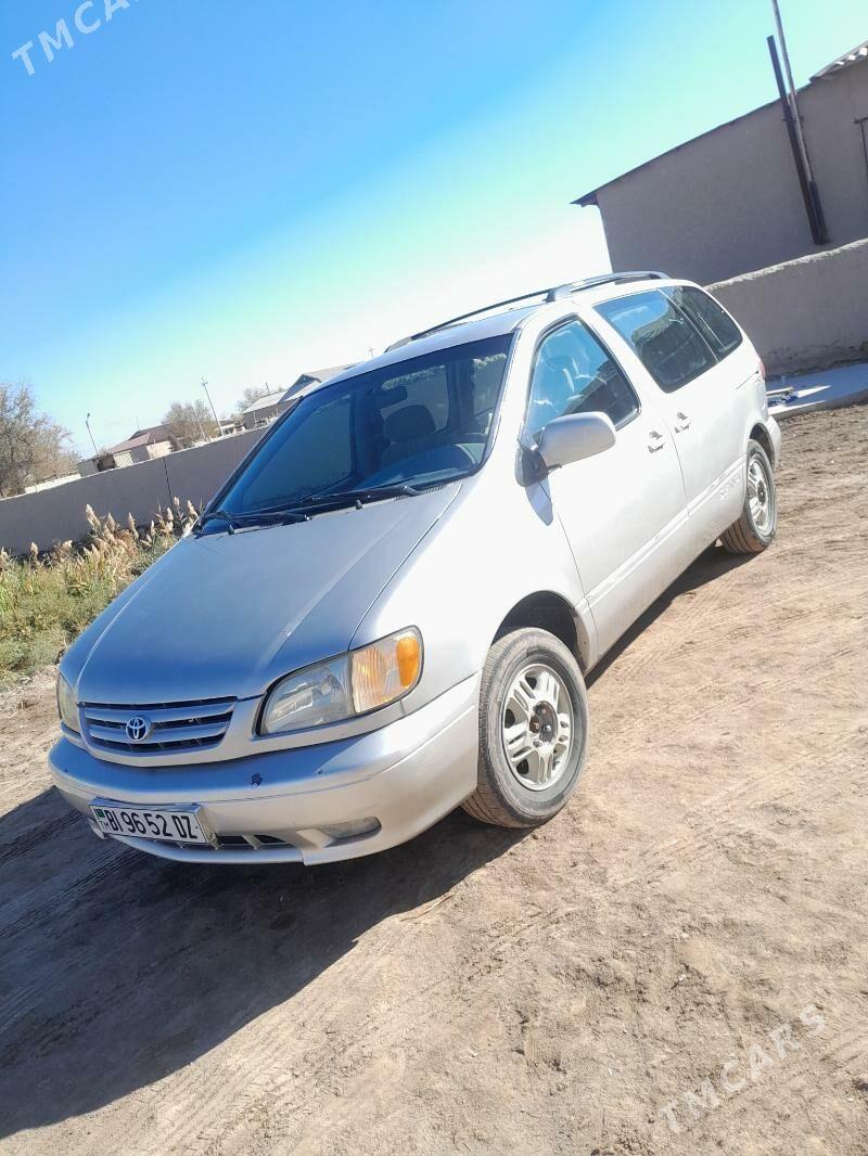 Toyota Sienna 2002 - 170 000 TMT - Türkmenbaşy etr. - img 6