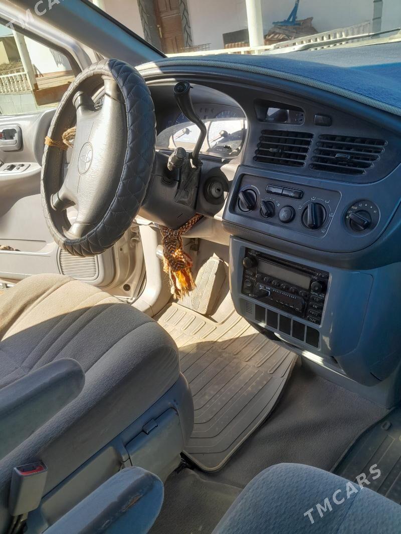 Toyota Sienna 2002 - 170 000 TMT - Türkmenbaşy etr. - img 5