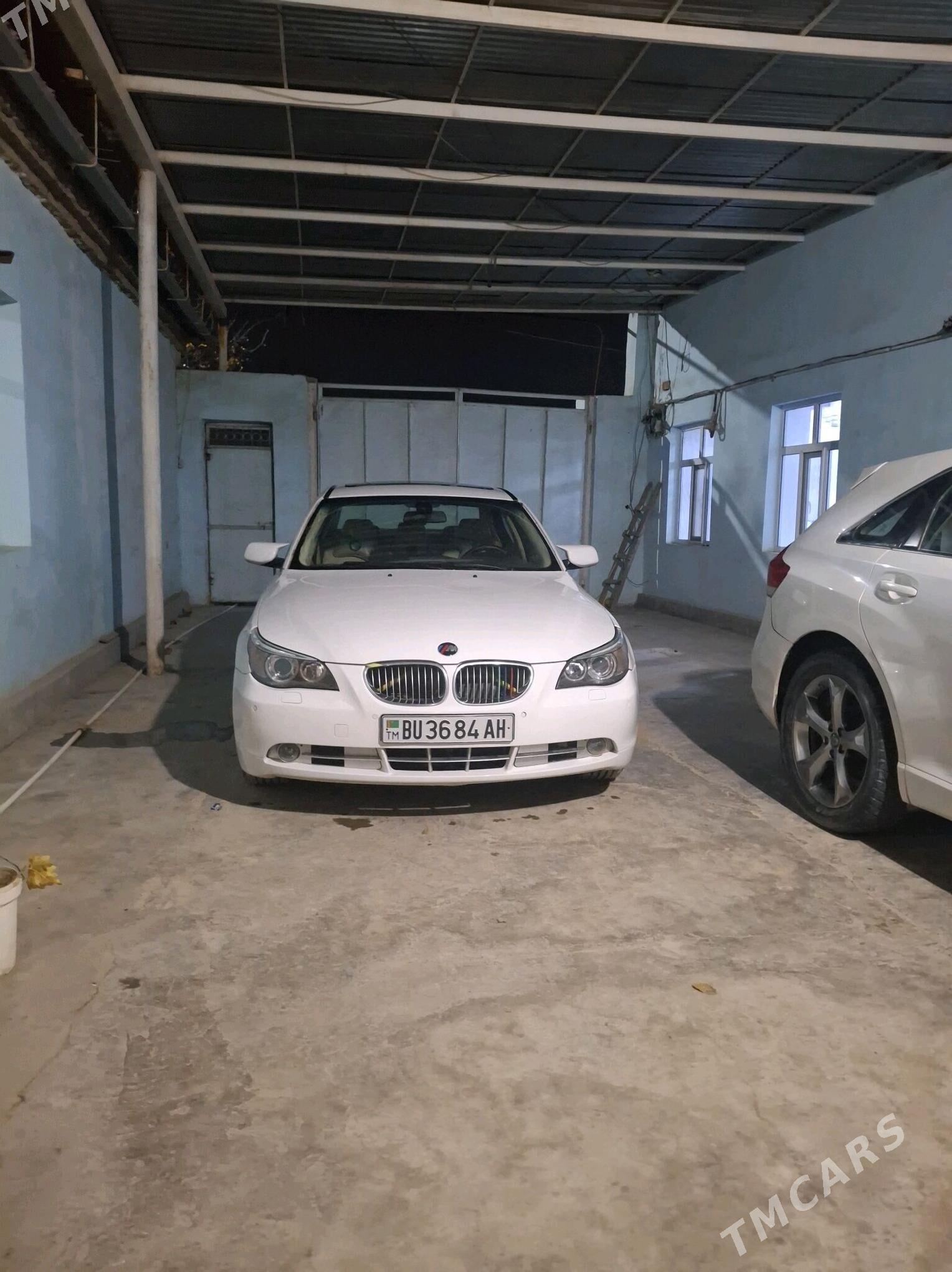 BMW E60 2003 - 125 000 TMT - Kaka - img 4