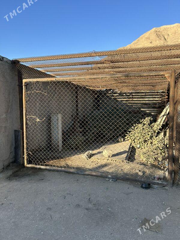 garaž - Balkanabat - img 1