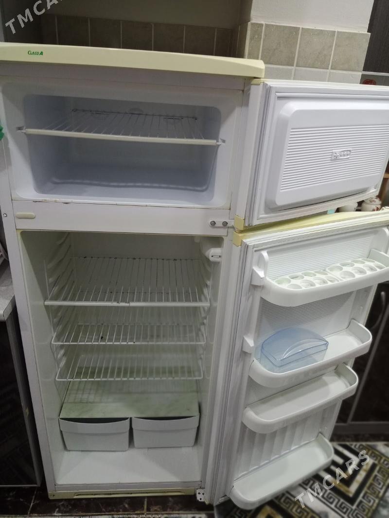 Холодильник б/у Holodilnik - Gagarin köç, köne Howa menzili - img 2