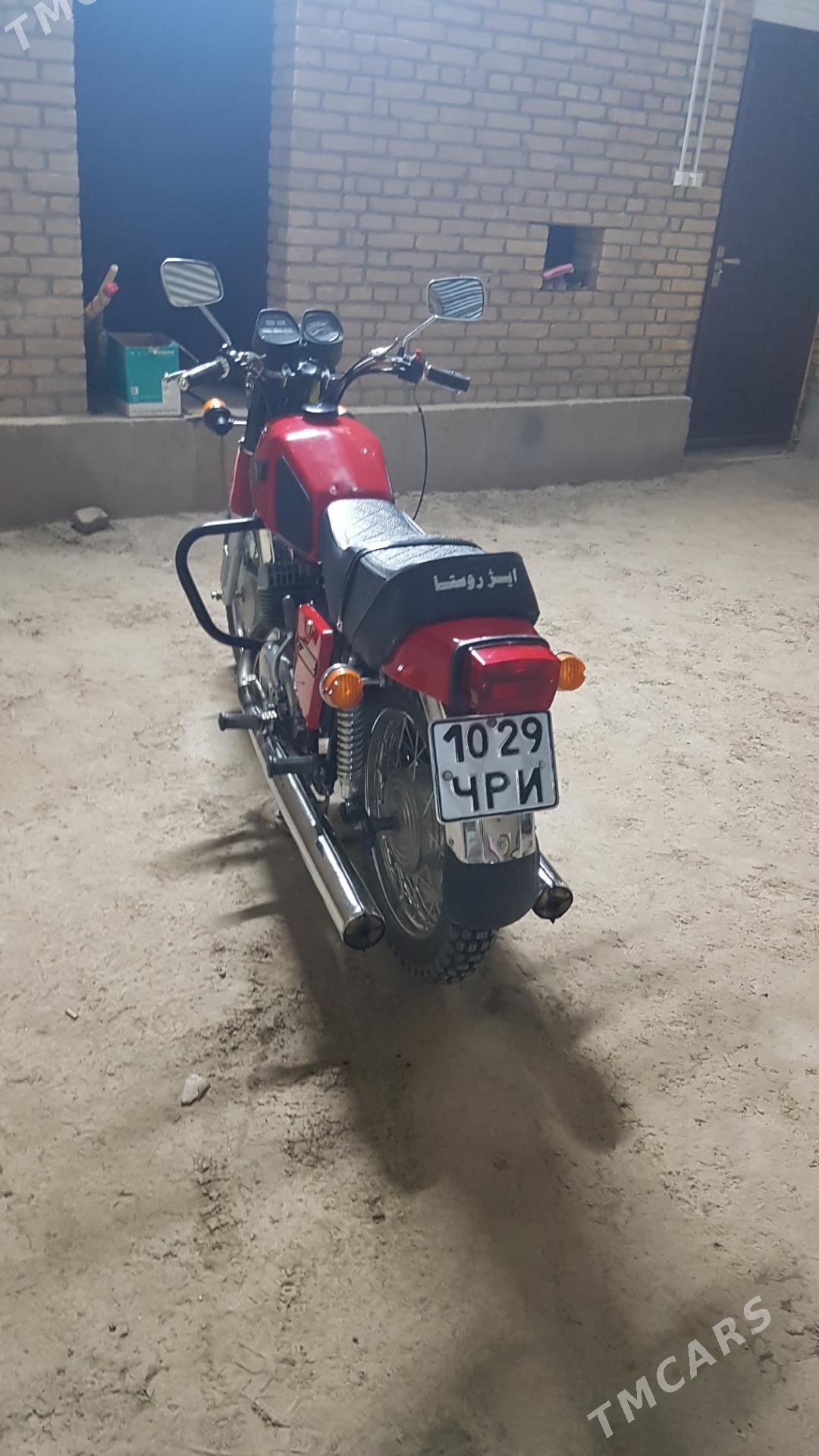 Iž Ýupiter 1993 - 25 000 TMT - Фарап - img 1