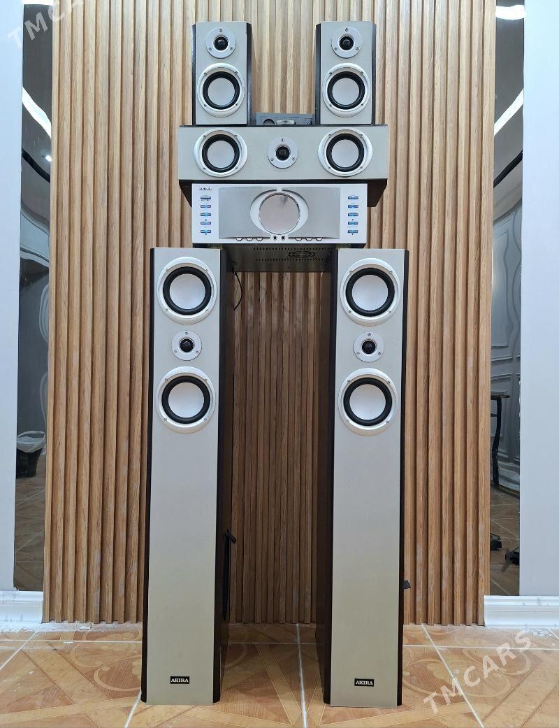 AKIRA - 30 mkr - img 1