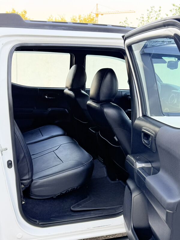 Toyota Tacoma 2019 - 515 000 TMT - Aşgabat - img 10